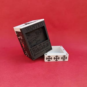 Trafalgar D. Law Deckbox - OPTCG - +60 card