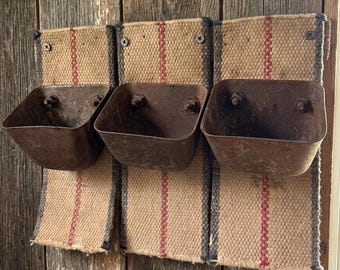 VTG Rustieke Graanelevator Emmer Wandplantenbak / Organizer (3 Emmers Gemonteerd)