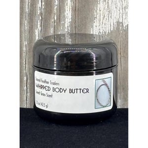 Manteiga Corporal Batida Sweet Grass, pote de 1,5 oz, Sacred Feather Traders