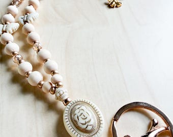 Bridgerton Teacher Lanyard: Vintage Bee, Personalized Beaded ID Badge, breakaway clasp