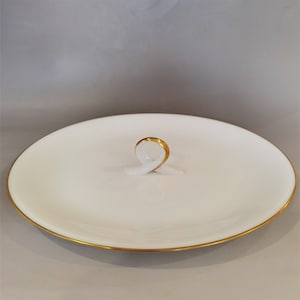 Handcrafted Ceramic Plate Elegant Ceramic Dinner Plate Artistic Ceramic Serving Dish