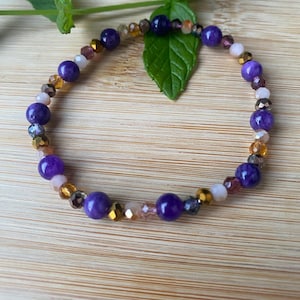 Gemstone bracelet/pearl bracelet