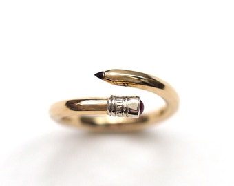 Pencil Ring in 9ct Yellow or White Gold