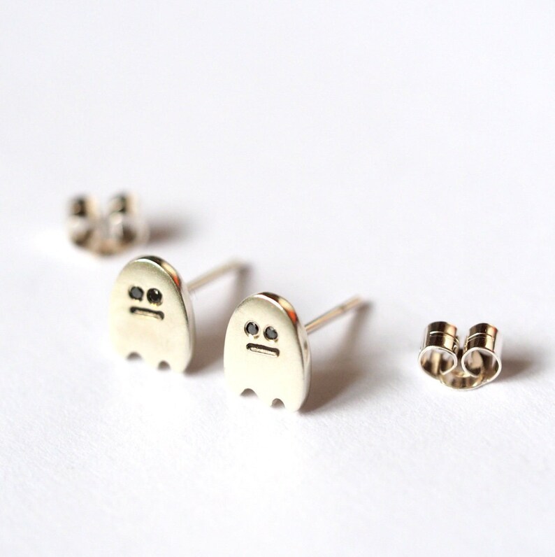 Ghost and Skull Earrings / Recycled Sterling Silver / Mismatch Earrings / Gift for Her / Silver Earrings / Handmade Earrings / Black Diamond 画像 4