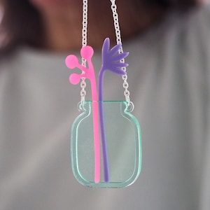 Vase & Flower Pendant / Laser Cut Acrylic Necklace / Flower Jewellery / Spring Jewellery / Gift for Mum / Vase Necklace / RockCakes