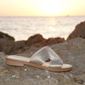 Nicoletta Damen Handmade Slides, Gold
