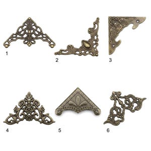 Eckenschutz aus Messing, 10er-Set, dekorative Kantenschützer in Antik-Optik für Holzkisten, Decoupage-Bastelzubehör, Kantenschutz für Erinnerungskisten