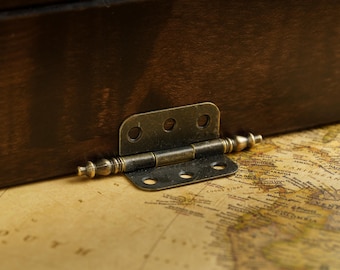 Stylish Hinged Joint for Cupboards and Furnitures, Antique Chest Hinges, Brass Hinges for Picture Frames and Wooden Box, Ornate Metal Hinge