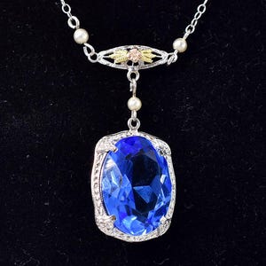Vintage 10K White Gold Blue Glass Pendant Necklace