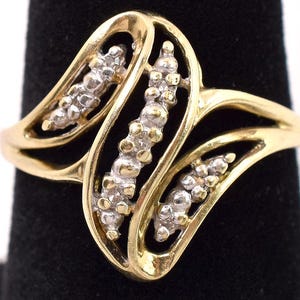 Dashing 10K Yellow Gold Diamond Ring