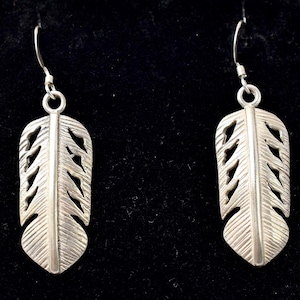 Feather Designed Dangle Earrings in Sterling Silver