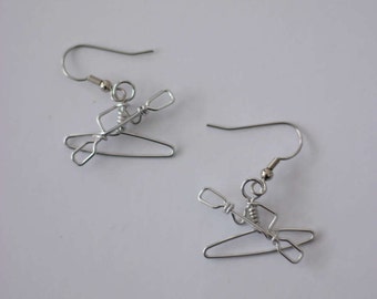 Boucles d’oreilles kayak // Cadeaux pour kayakistes // Fil léger et non ternissant