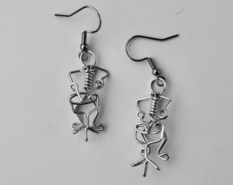 Drum Player Earrings, Gift for Drummers, Musician Wire Jewelry Gift