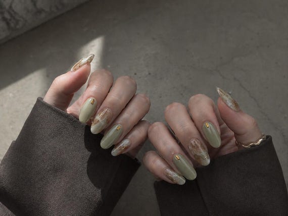 Earth Tone Marble Press-On Nails, Olive Green Brown Gold Foil Gel, Boho Wedding Manicure