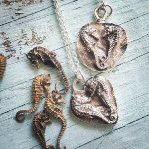 Seahorse Necklace, Sea Horse Pendant, Heart Seahorse, Heart Sealife, Seahorse Charm image 2