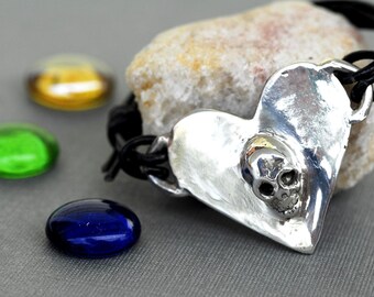 Skull Bracelet Silver Heart in Sterling Silver with Leather