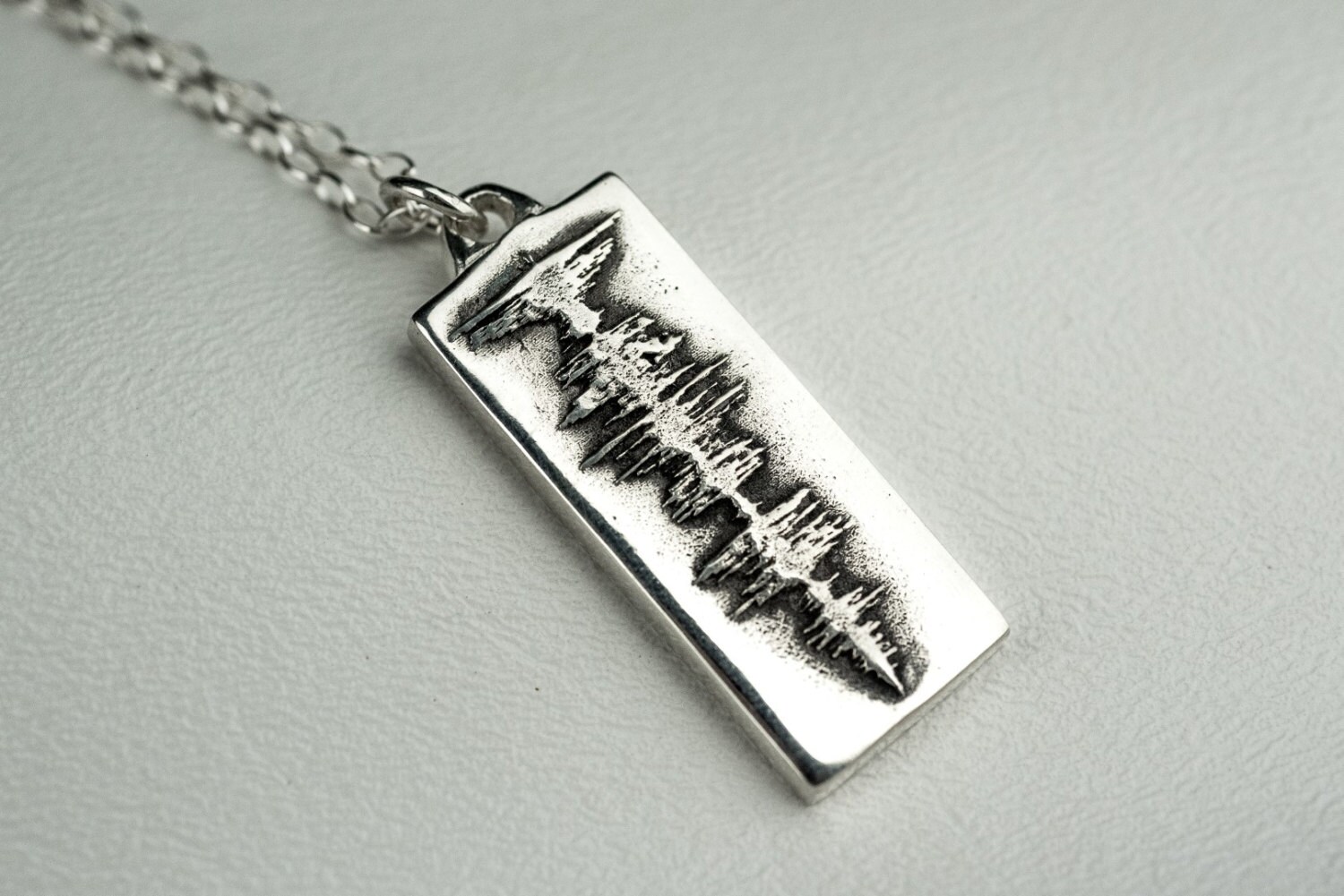 Necklace with sound waves clearance