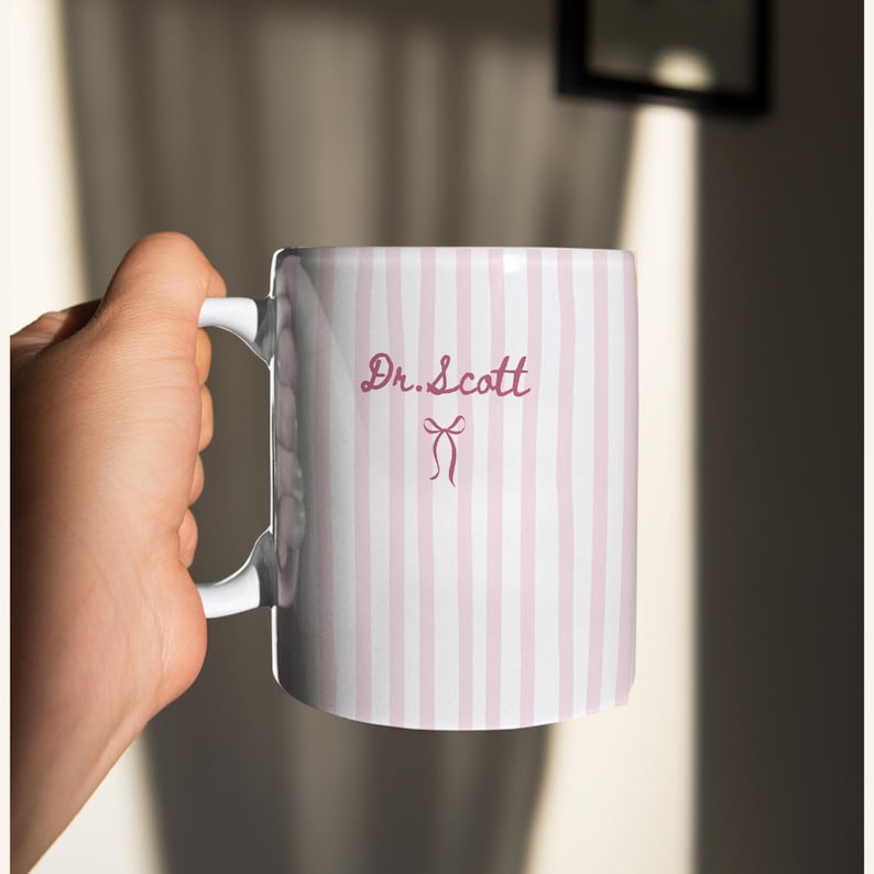 Custom Name Doctor Mug Personalized PHD Graduation Gift Med School Grad Present Doctorate Mug New DR Mug White Coat Ceremony Gifts For Her Pink