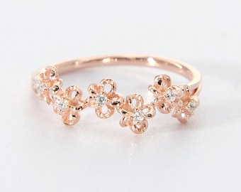 Floral Wedding Band, 14K Solid Gold Wedding Ring, Hollowed-out Flower Bridal Ring, Dainty Stackable Ring Promise Ring Anniversary Ring