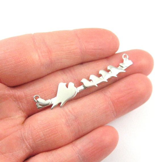 Breloque d’oiseau de de de la famille, rhodié de 925 argent Sterling mère charme, les Parents et bébé oiseaux Breloque connecteur, 48 mm de long SKU : 201236RH-2-4 7bee66 Breloque d’oiseau de de de la famille, rhodié de 925 argent Sterling mère charme, les Parents et bébé oiseaux Breloque connecteur, 48 mm de long SKU : 201236RH-2-4 7bee66