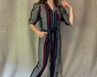 ミュージシャン FF EMBLEM JUMPSUIT Vintage 80s Gray Blue Red Vertical Stripe Puff Sleeve