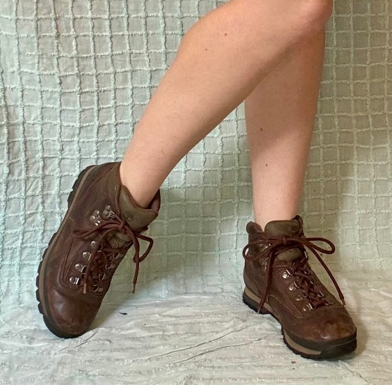 Vintage 90s Brown Leather Lace Up Chukka Hiking A… - image 2