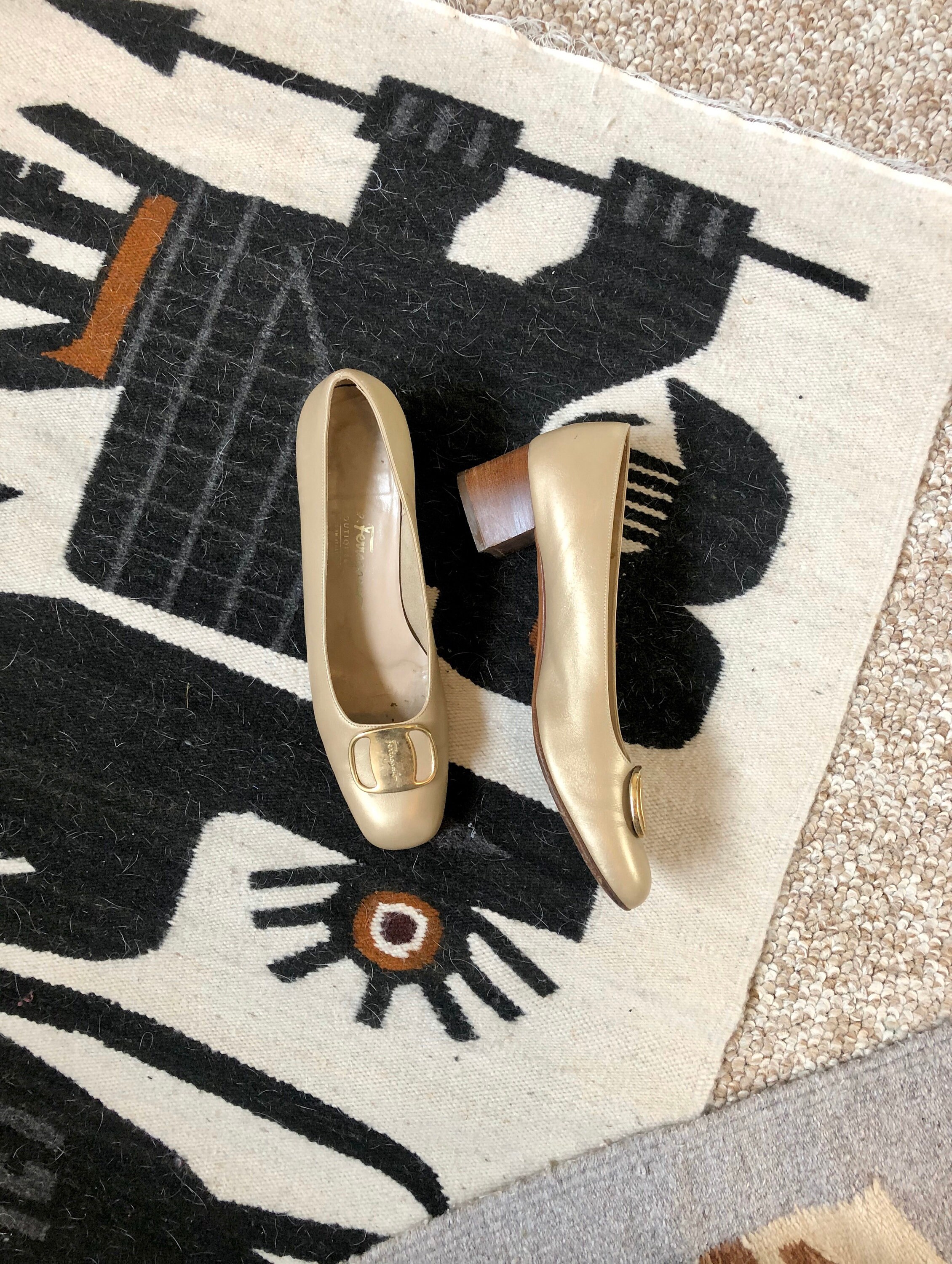 Vintage 70s Champagne Gold Logo Leather Chunky Heel Shoes | Etsy