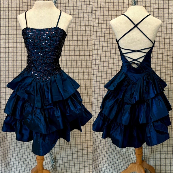 A-Line/Princess Spaghetti Straps Taffeta Prom Dresses Vintage 80s Iridescent Dress Sleeveless FLoor-Length With 3D Flowers