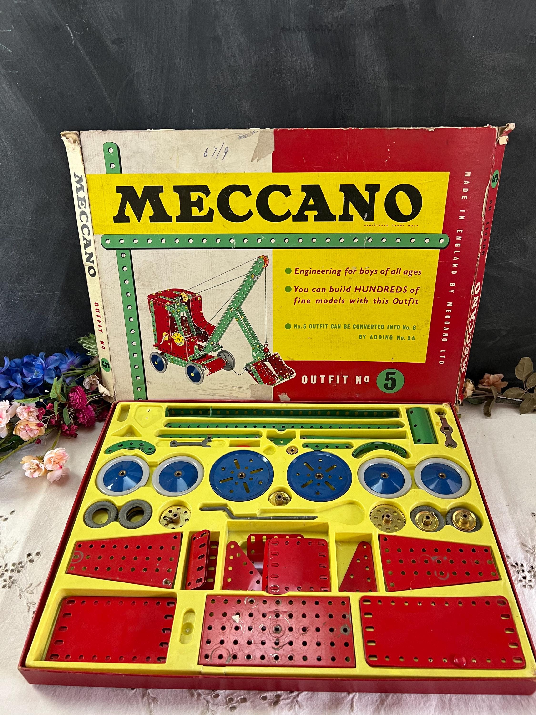 Original Vintage Meccano Set From the 1960s. Vintage