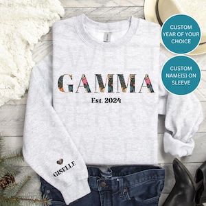 Custom Gamma Crewneck with custom year and name | Custom floral Gamma sweatshirt | Unique Gamma sweater | New Grandma gift