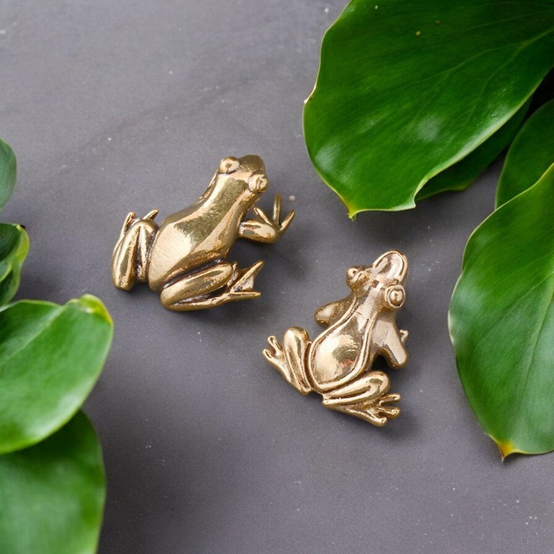 Brass Frog Figurine, Frog Statue Decor, Small Frog Sculpture, Cute Frog ...
