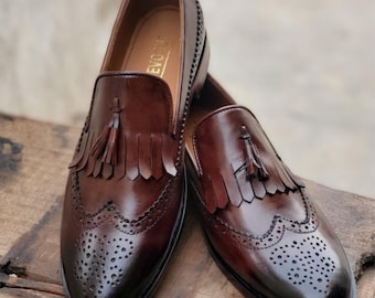 Handgemaakte bruine leren loafers met kwastjes | Formele geklede herenschoenen