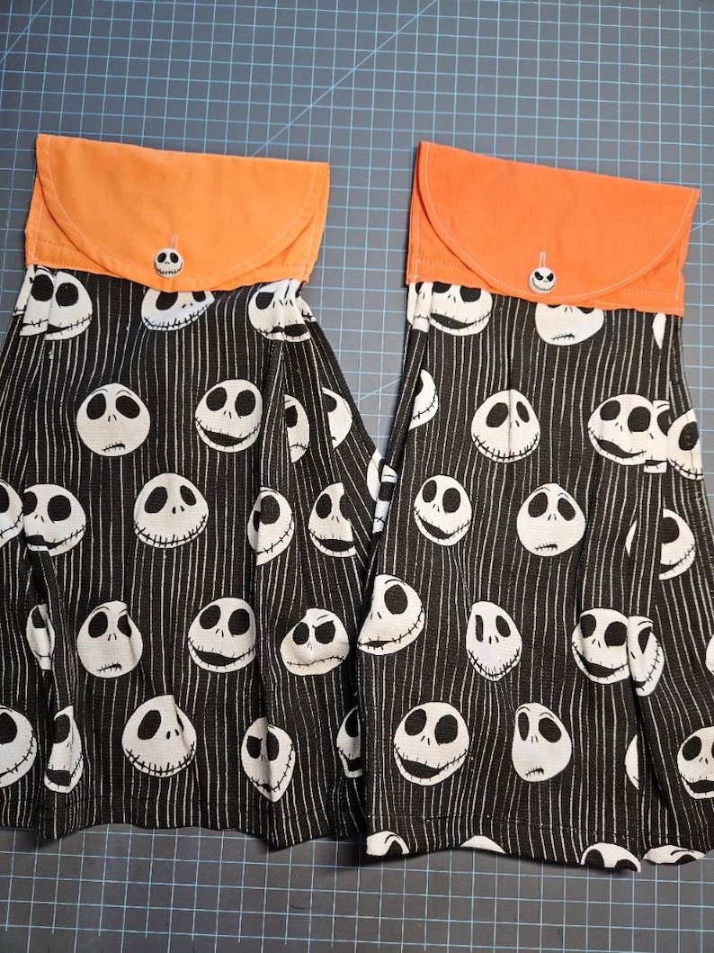 Nightmare Before Christmas - Hanging Kitchen Towels Nightmare BC 1