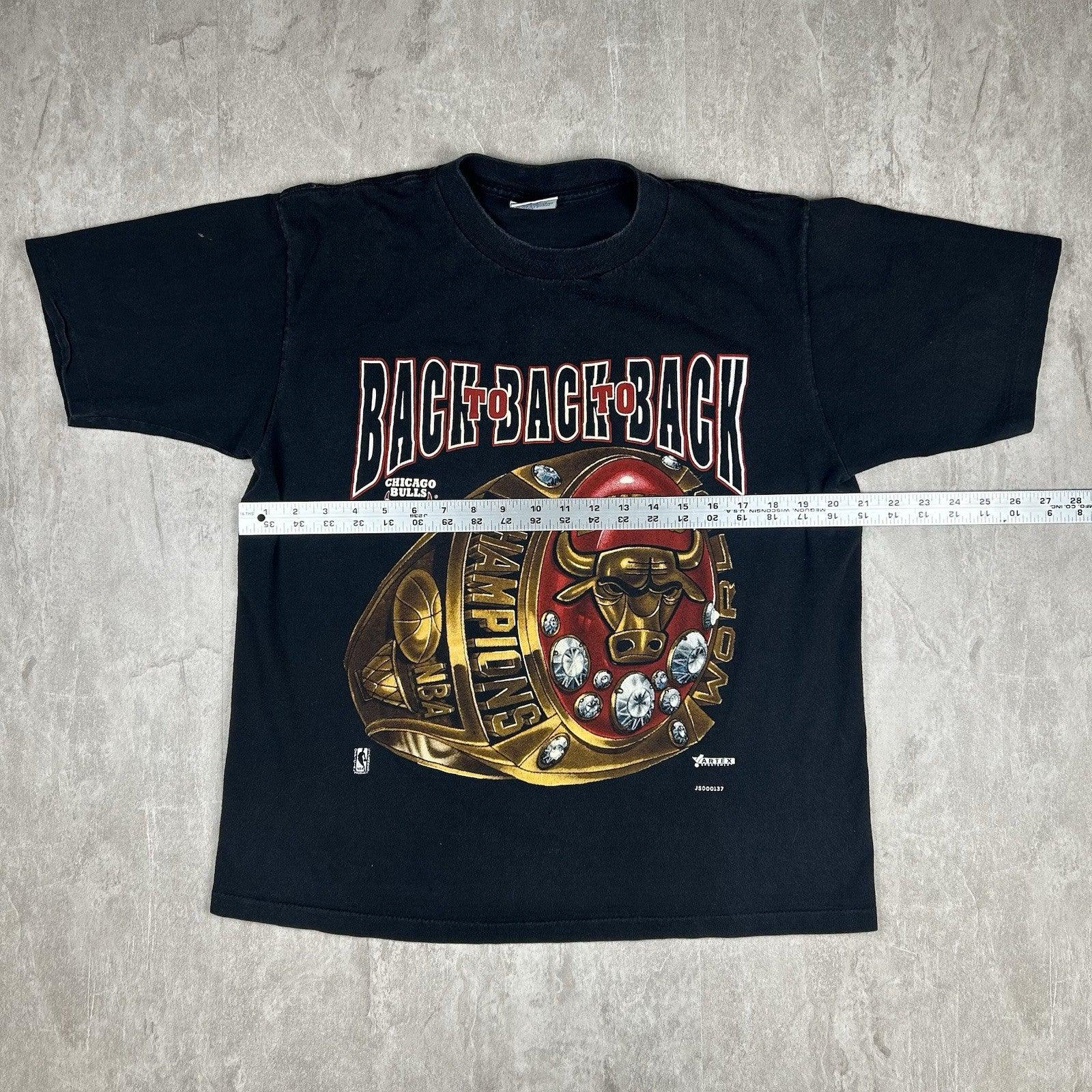 ヴィンテージ 90年代 シカゴ・ブルズ NBA 連続優勝 Tシャツ メンズ L 