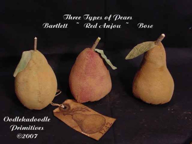 Primitive Three Types Of Pears Bowl Filler Christmas Cupboard Tucks Pattern image 1