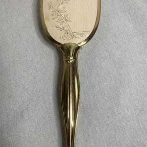 Vintage handgestickte Kosmetikbürste