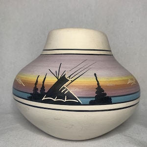 Vintage Signed Navajo Pottery Vase