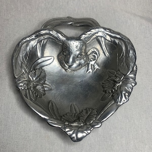 Vintage Arthur Court Heart Shaped Bunny Orchird Trinket Dish