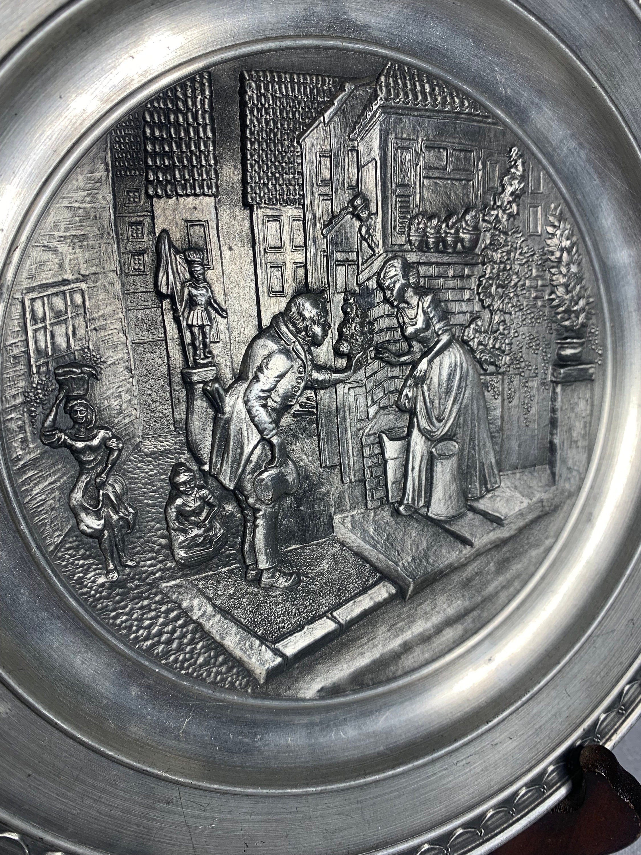 ヴィンテージドイツ製ピューター製壁掛け/プレート SKS Zinn - Etsy 日本