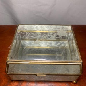 Vintage Floral Etched Glass Jewelry/Trinket Box