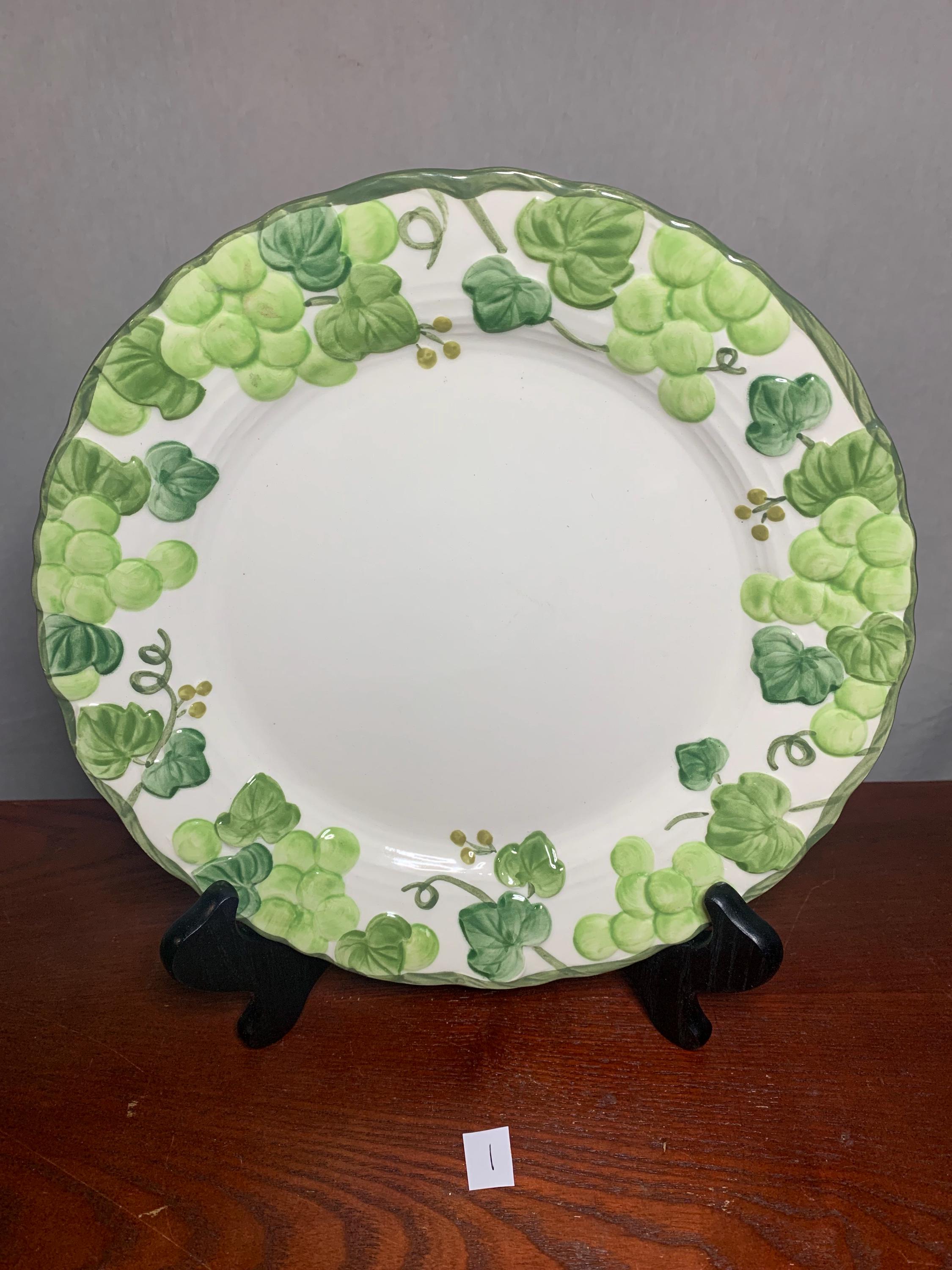 Vintage Set of Eight 1960's Metlox Poppy Trail Grape Arbor Green
