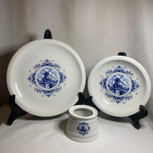 Vintage Winterling Schwarzenbach Bavaria Germany Blue Windmill Porcelain Dinner Set (24pc)