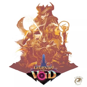 Può includere: Illustrazione a tema fantasy con diversi personaggi, tra cui una figura cornuta, un cavaliere e un essere alato. Il titolo "Legends of Void" è visualizzato con un emblema luminoso. L'opera d'arte ha una calda tavolozza di colori.