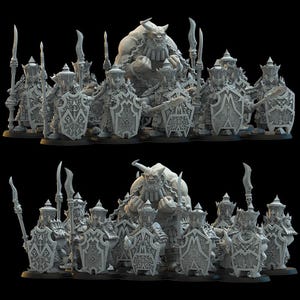 Könnte beinhalten: Eine Sammlung grauer Miniatur-Fantasy-Figuren, darunter Krieger mit Schilden und Speeren sowie eine große Kreatur mit Hörnern. Die Figuren sind in einer Gruppe angeordnet, was auf eine Kampfszene oder ein Tabletop-Spiel hindeutet.