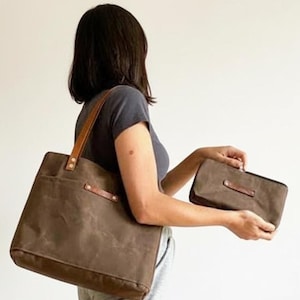 Waxed Canvas Tote Bag: Coffee Brown, Vegetable Tanned Leather Straps