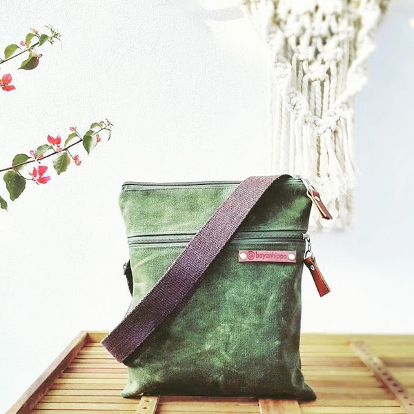 UNISEX Daily WAXED Canvas CrossBody Bag, Army Green, Forest Green, Olive Green, Small Bag, Passport Bag, Messenger Bag, Organizer Bag