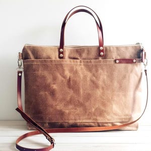 Weekendtas van gewaxt canvas in BEIGE/TAN