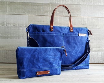 Waxed Canvas Weekender Tote Bag in Blue - Unisex