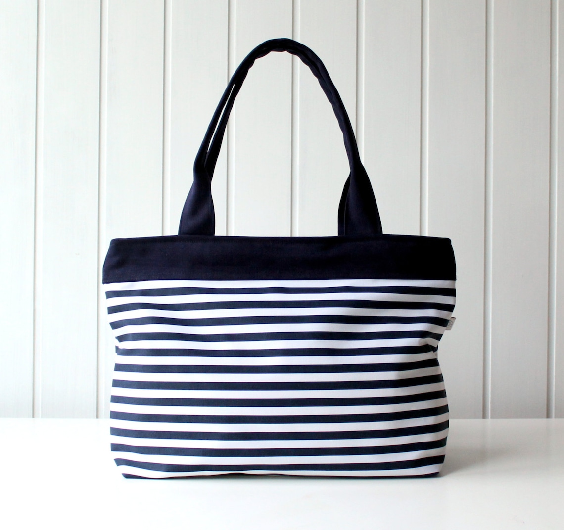 Navy and White Stripes Tote Bag Beach Bag ZIPPER CLOSURE Etsy