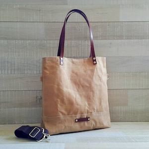 Fourre - tout en toile cirée ( Camel ) | Milano, ensemble de pochettes de sac fourre-tout, sac fourre-tout à langer ciré, lanière en cuir